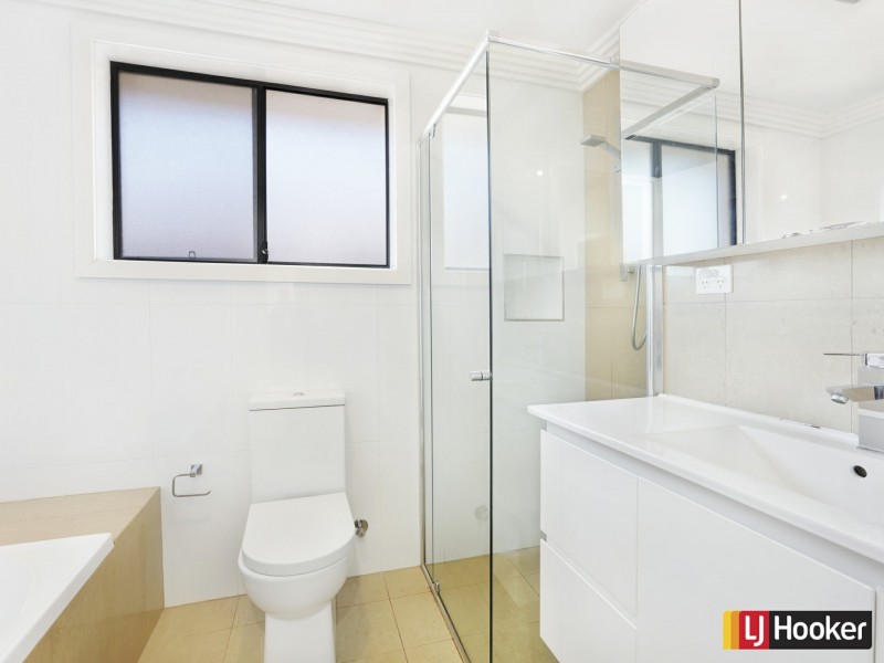 9 Chifley Avenue, Sefton NSW 2162