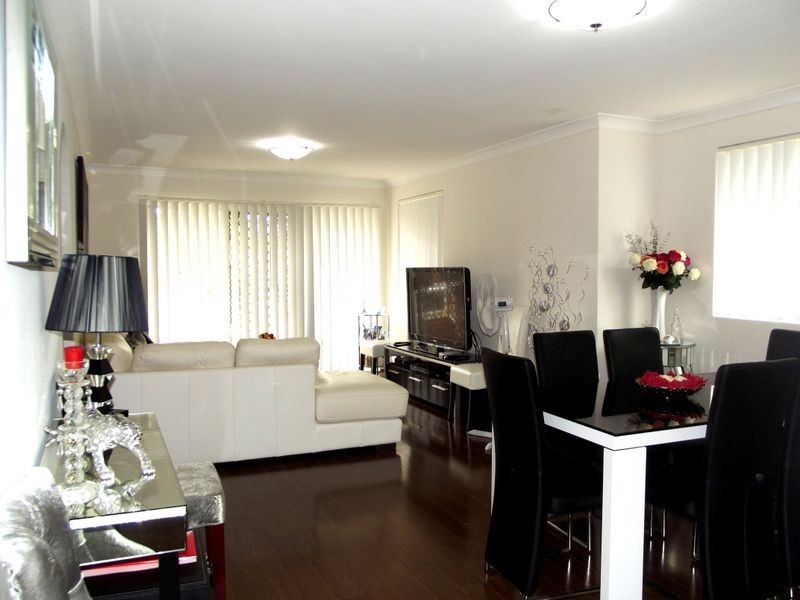 7/90 Brancourt Avenue, Yagoona NSW 2199