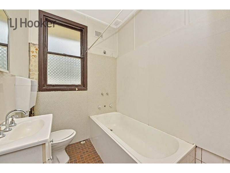 142 Belar Avenue, Villawood NSW 2163