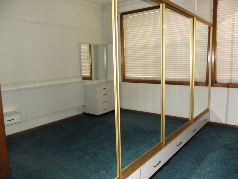 6 Nurragi Street, Villawood NSW 2163