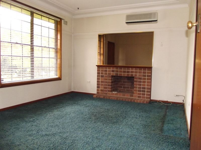 6 Nurragi Street, Villawood NSW 2163