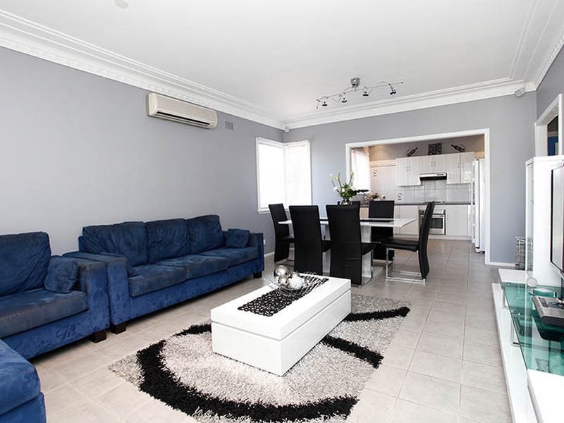 6 Station Street, Regents Park NSW 2143