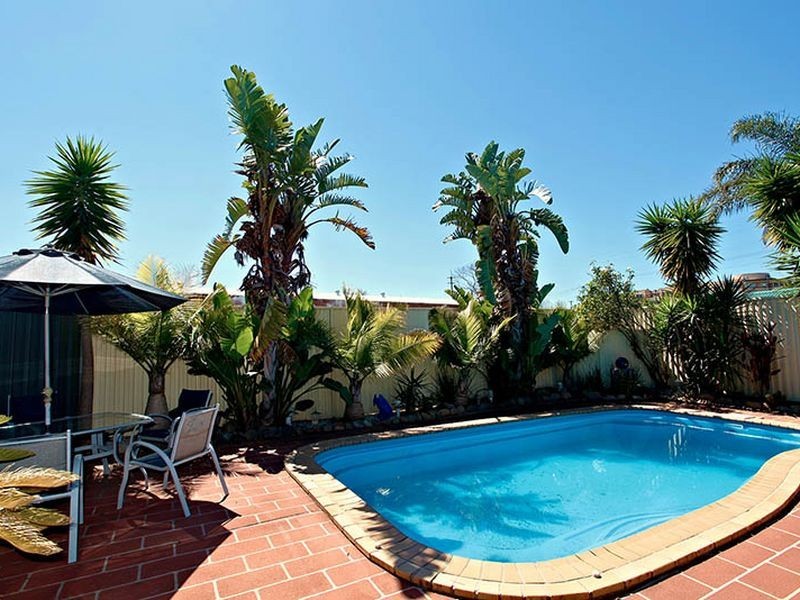 6 Station Street, Regents Park NSW 2143