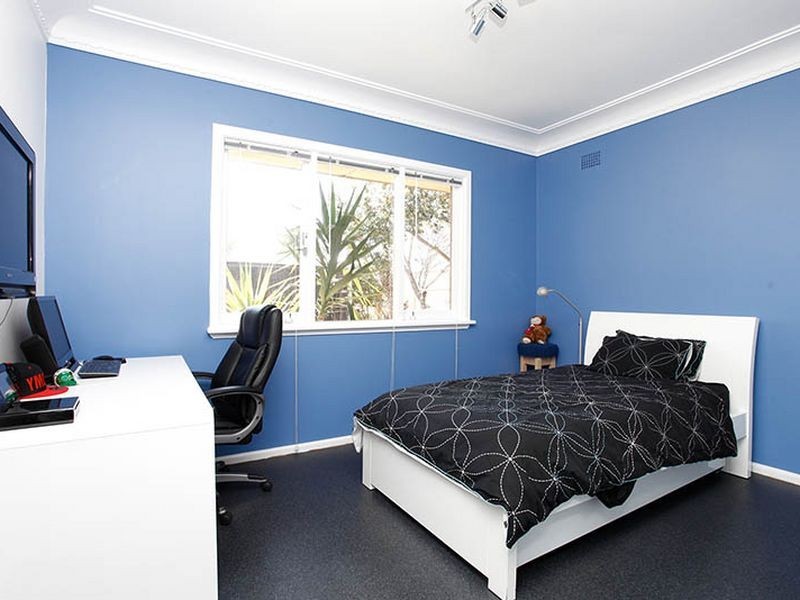 6 Station Street, Regents Park NSW 2143