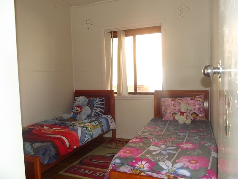 5 Bulwarra Ave, Sefton NSW 2162