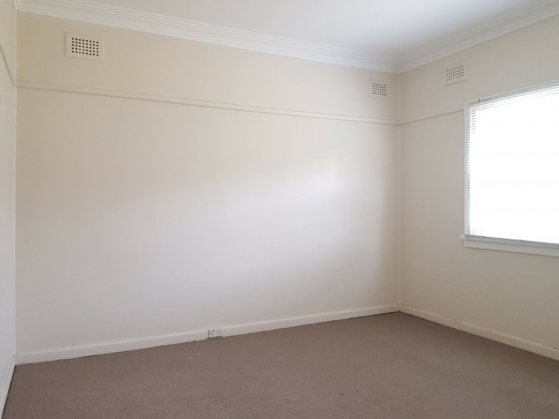 27 Hill Road, Birrong NSW 2143