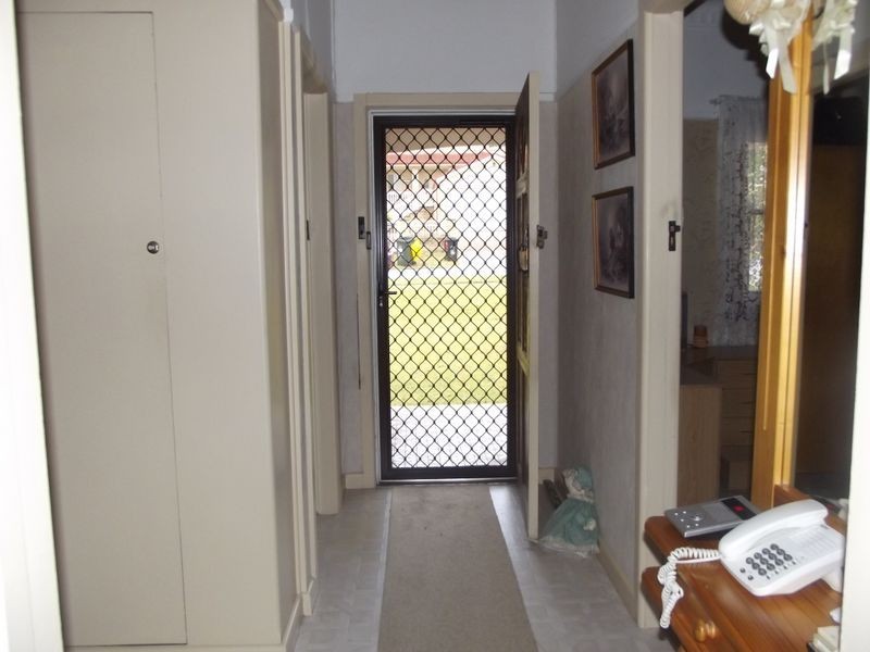 15 Downing Ave, Regents Park NSW 2143