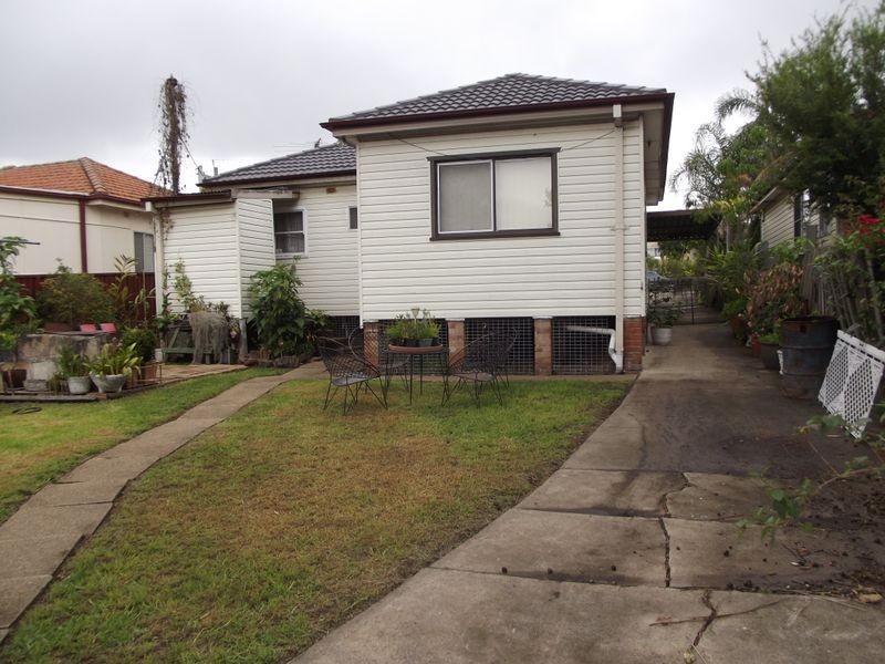 11 Campbell Hill Road, Guildford NSW 2161