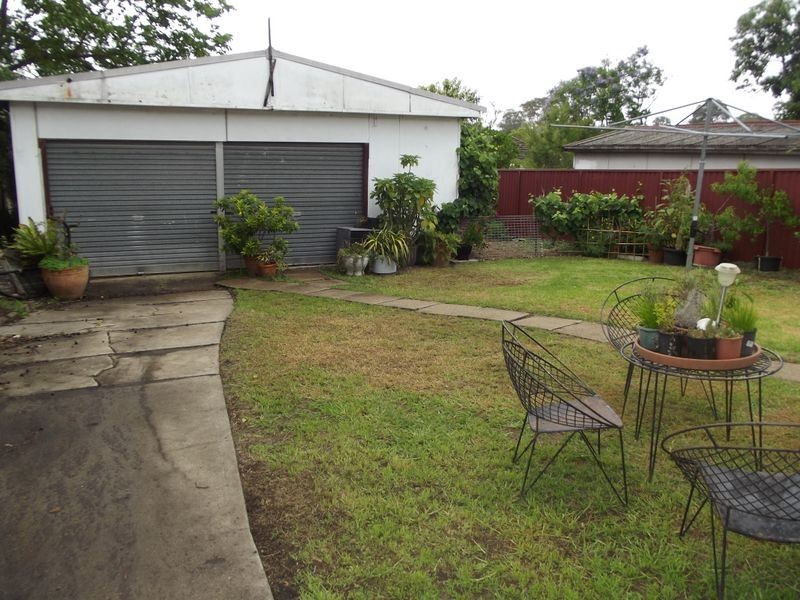 11 Campbell Hill Road, Guildford NSW 2161