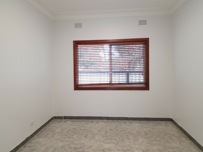 62 Mandarin Street, Fairfield East NSW 2165