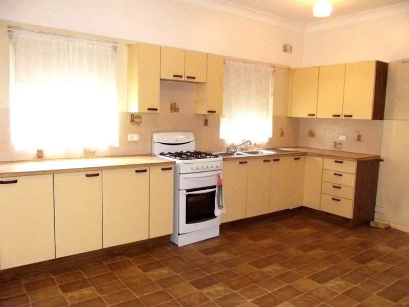 157 Proctor Parade, Chester Hill NSW 2162