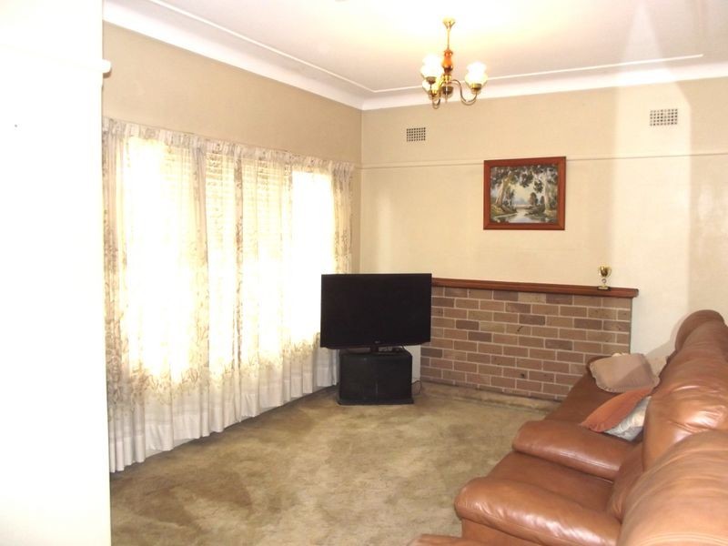 157 Proctor Parade, Chester Hill NSW 2162