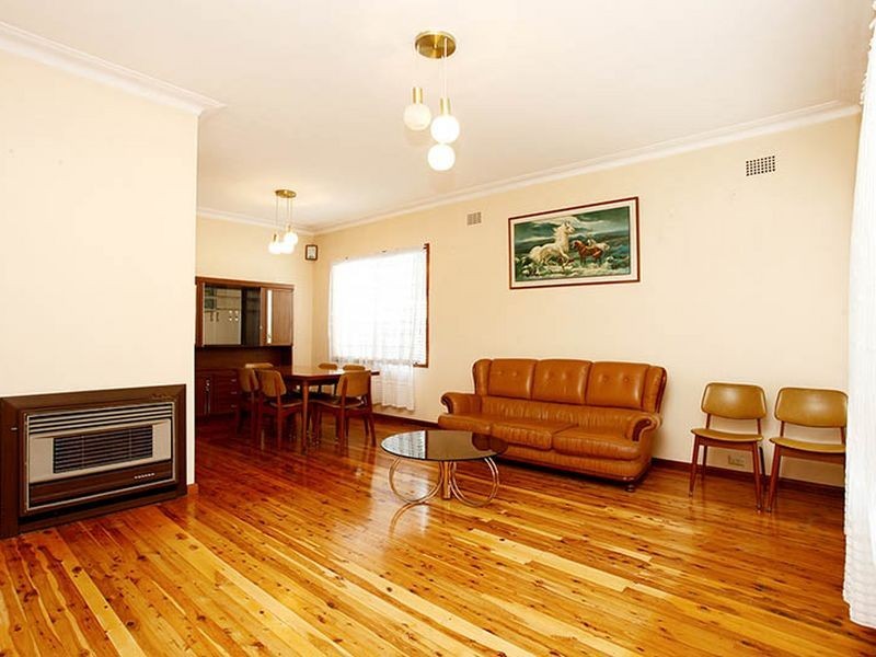 23 Cooper Road, Birrong NSW 2143