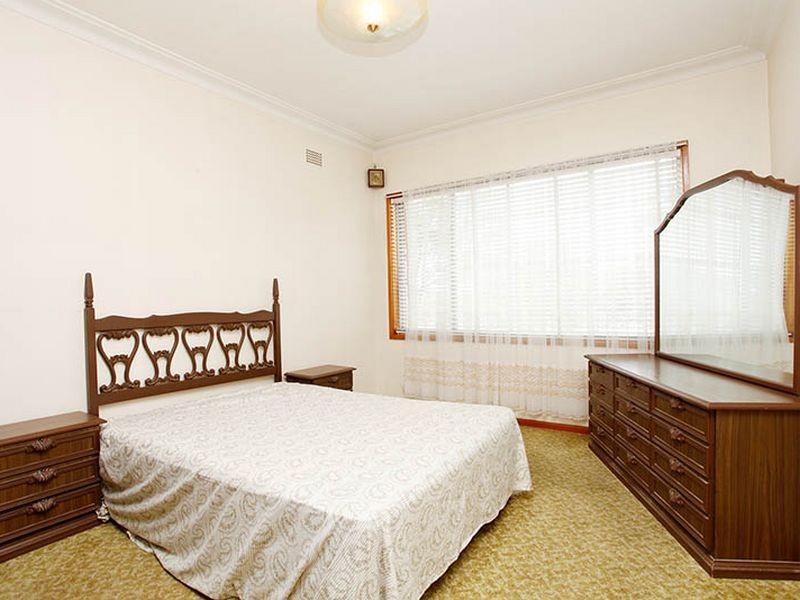 23 Cooper Road, Birrong NSW 2143