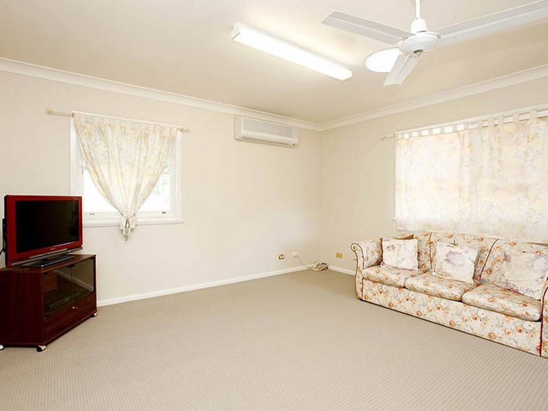 4 Martin Street, Roselands NSW 2196