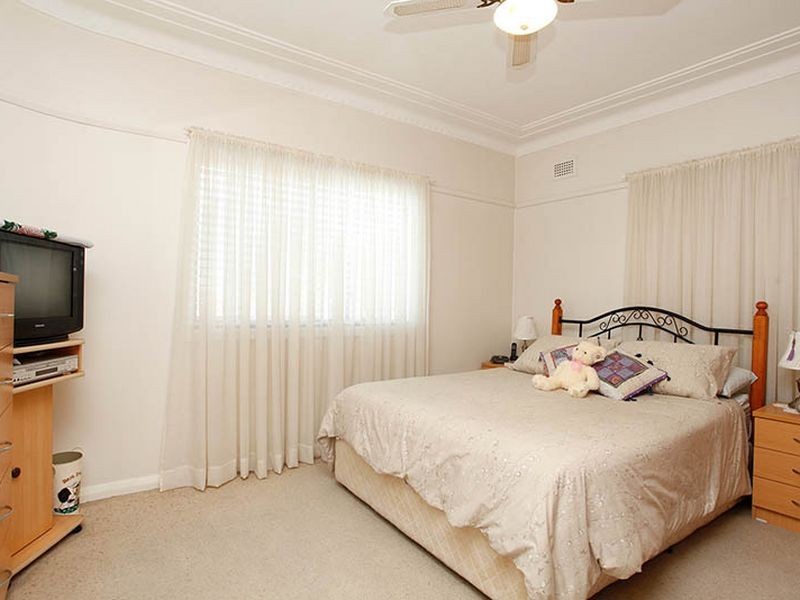 2 Charlton street, Yagoona NSW 2199