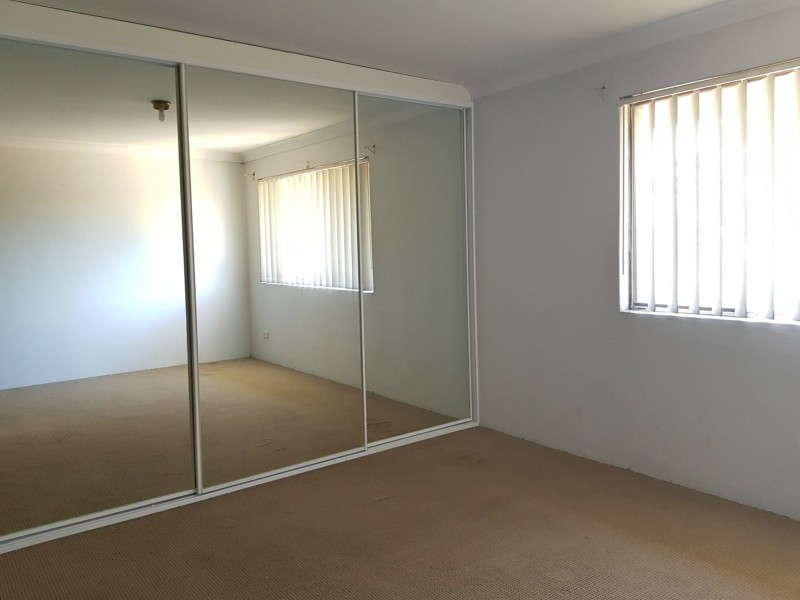 16/124 Gurney Road, Chester Hill NSW 2162