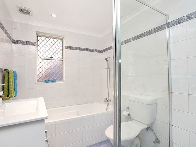 2/5 Hornsey Road, Homebush West NSW 2140