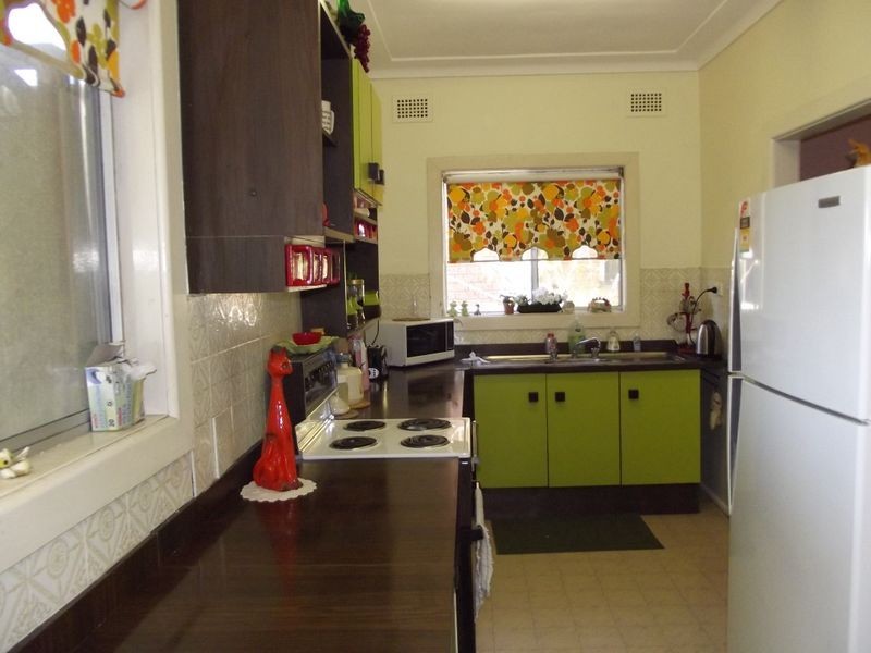 14 Amesbury Ave, Sefton NSW 2162