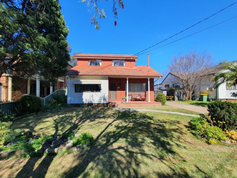 13 Roosevelt Ave, Sefton NSW 2162
