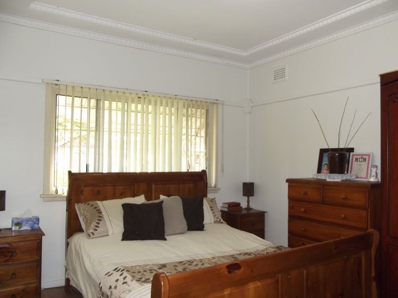 15 Merle Street, Bass Hill NSW 2197