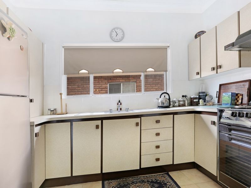 110 Roberts Rd, Greenacre NSW 2190