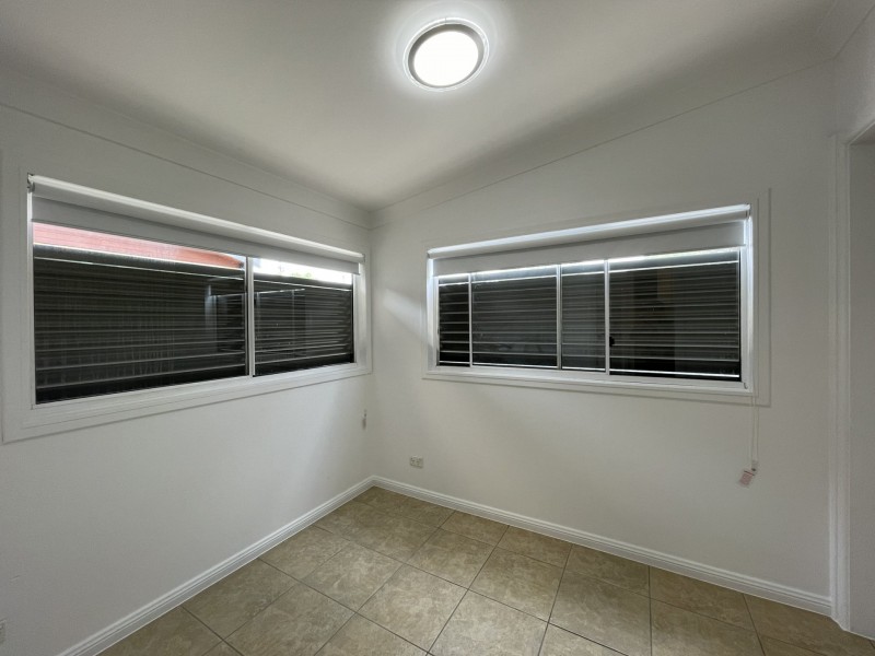 16 Clapham Road, Regents Park NSW 2143