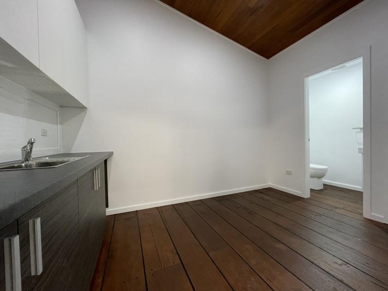 16 Clapham Road, Regents Park NSW 2143