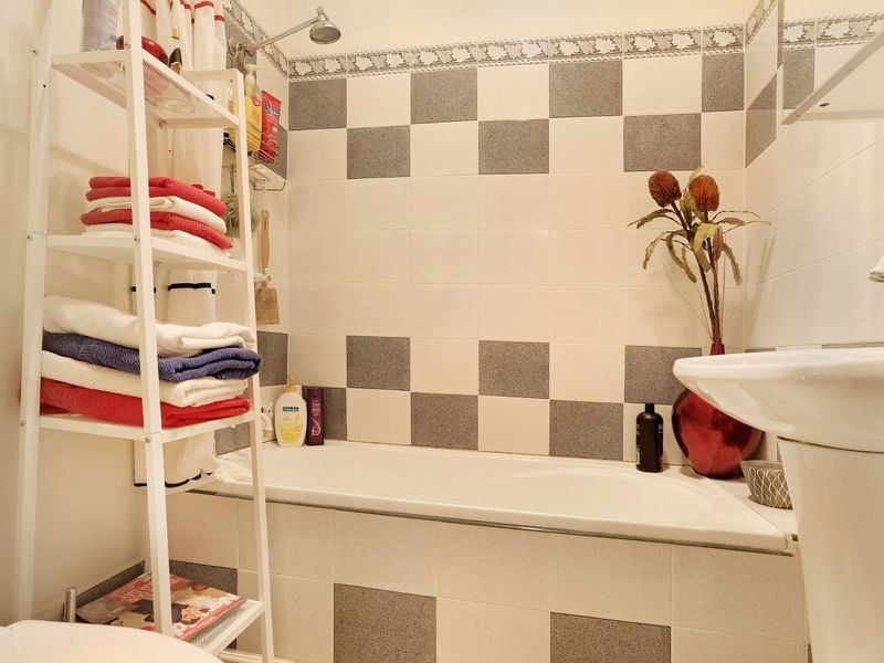 4 Dudley Road, Guildford NSW 2161