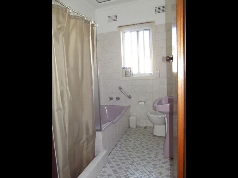 122 Wycombe Street, Yagoona NSW 2199