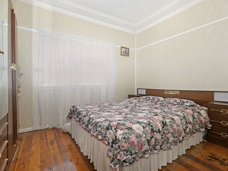 13 Robertson Road, Chester Hill NSW 2162