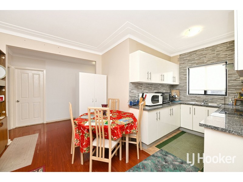 8 Boundary Road, Chester Hill NSW 2162