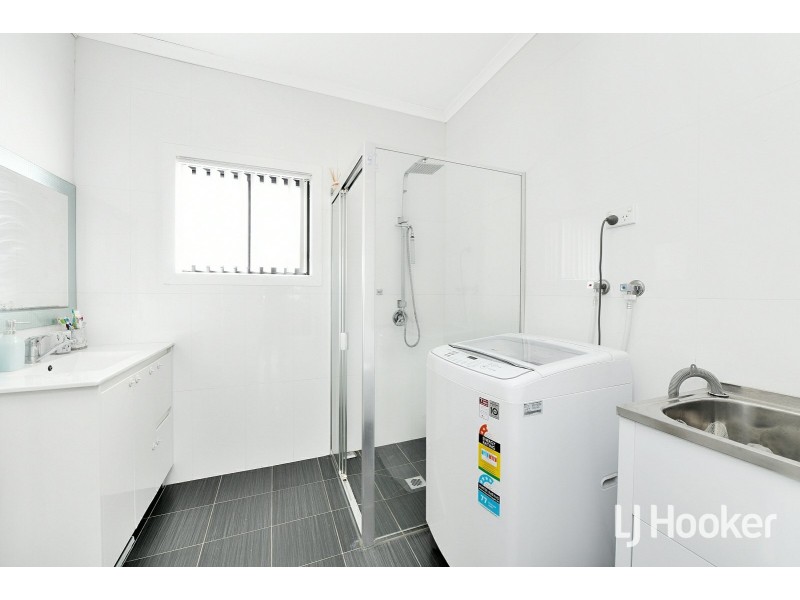 8 Boundary Road, Chester Hill NSW 2162