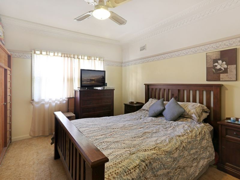 39 Esme Avenue, Chester Hill NSW 2162