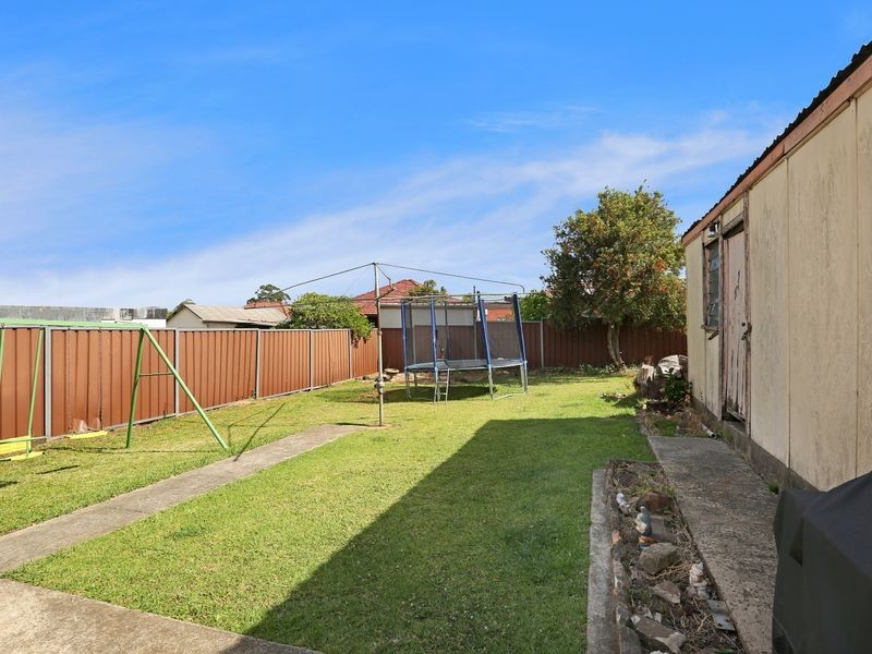 39 Esme Avenue, Chester Hill NSW 2162