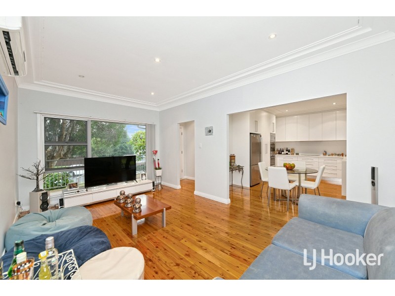 2 Forshaw Avenue, Chester Hill NSW 2162