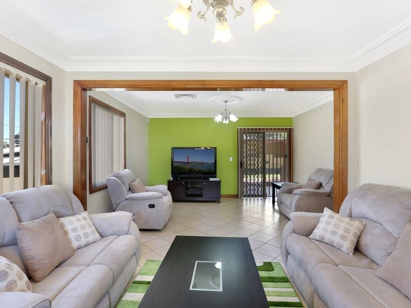 15 Barbers Road, Chester Hill NSW 2162