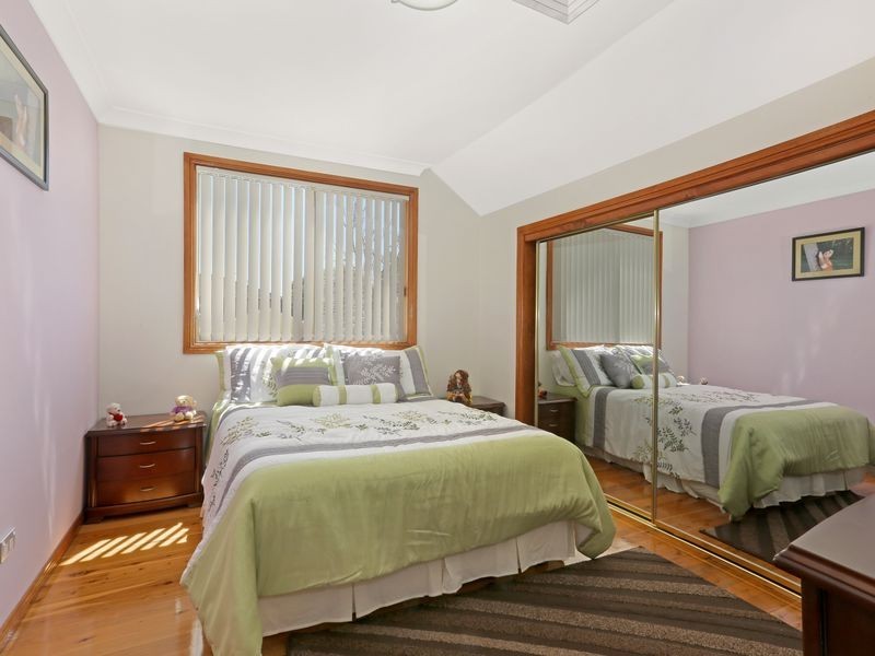 15 Barbers Road, Chester Hill NSW 2162