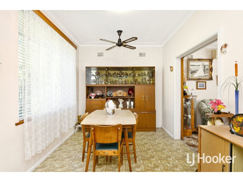 6 Forshaw Avenue, Chester Hill NSW 2162