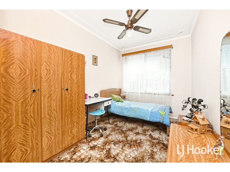 6 Forshaw Avenue, Chester Hill NSW 2162