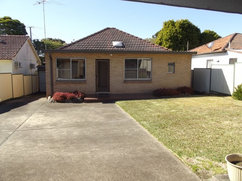 158 Hector Street, Chester Hill NSW 2162