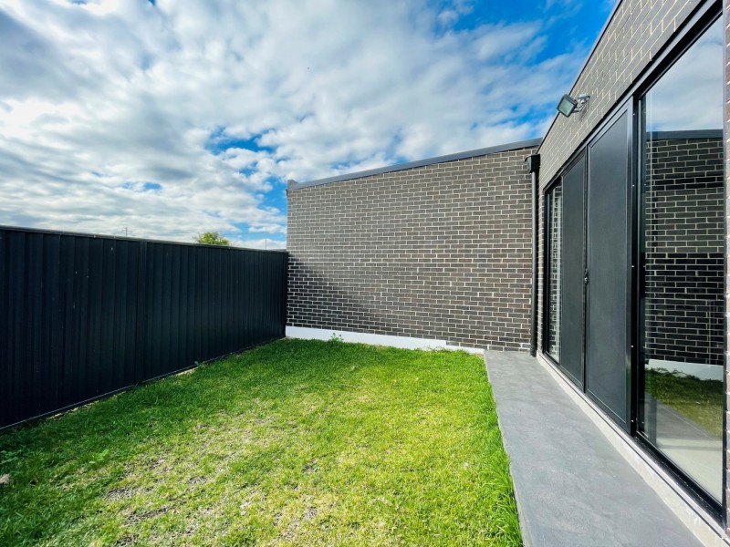 6 Second Walk, Chester Hill NSW 2162