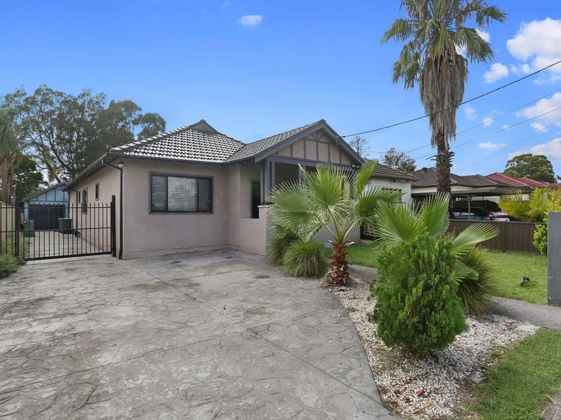 45 Ferndell St, Chester Hill NSW 2162