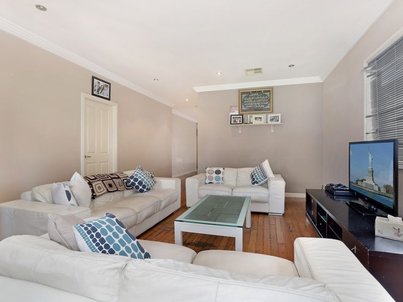 45 Ferndell St, Chester Hill NSW 2162