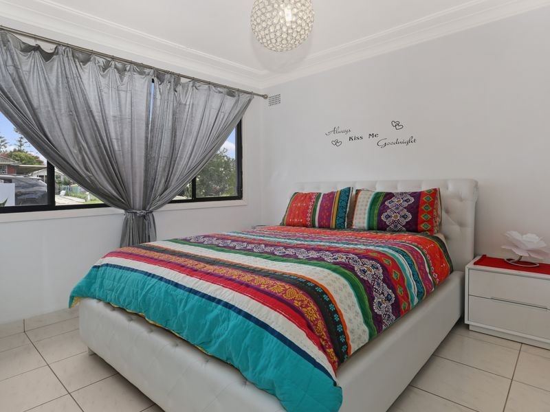 21 Cambewarra Road, Fairfield West NSW 2165