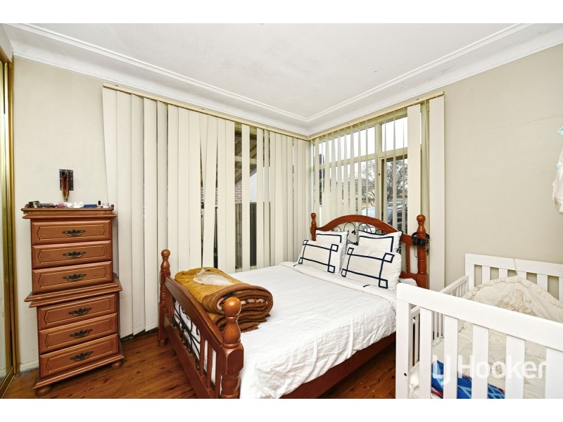 30 Chifley Avenue, Sefton NSW 2162