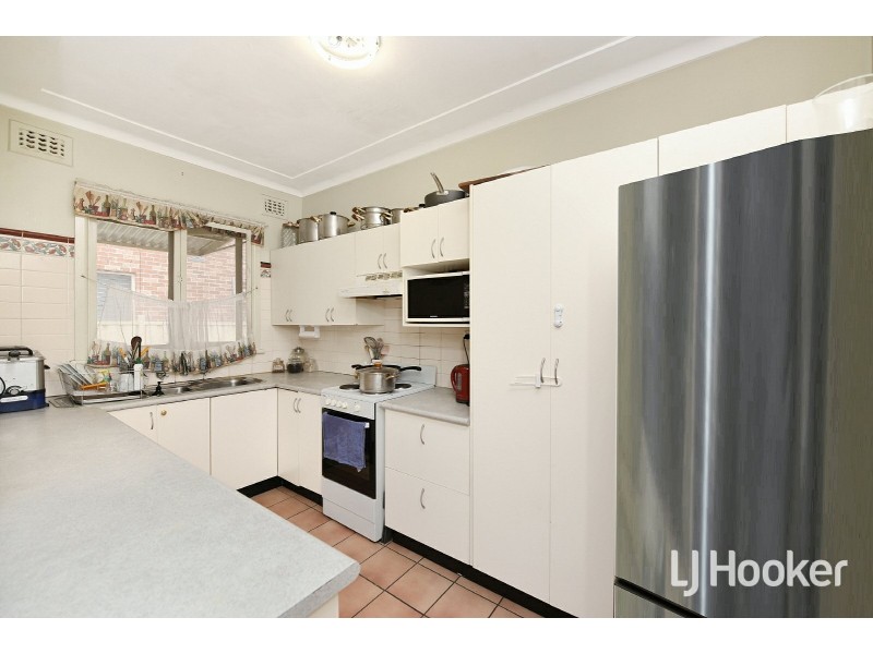 30 Chifley Avenue, Sefton NSW 2162