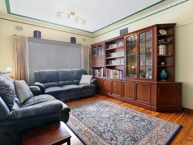 81 Cooper Road, Birrong NSW 2143