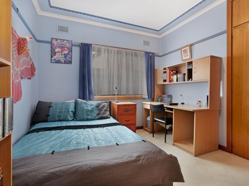 81 Cooper Road, Birrong NSW 2143