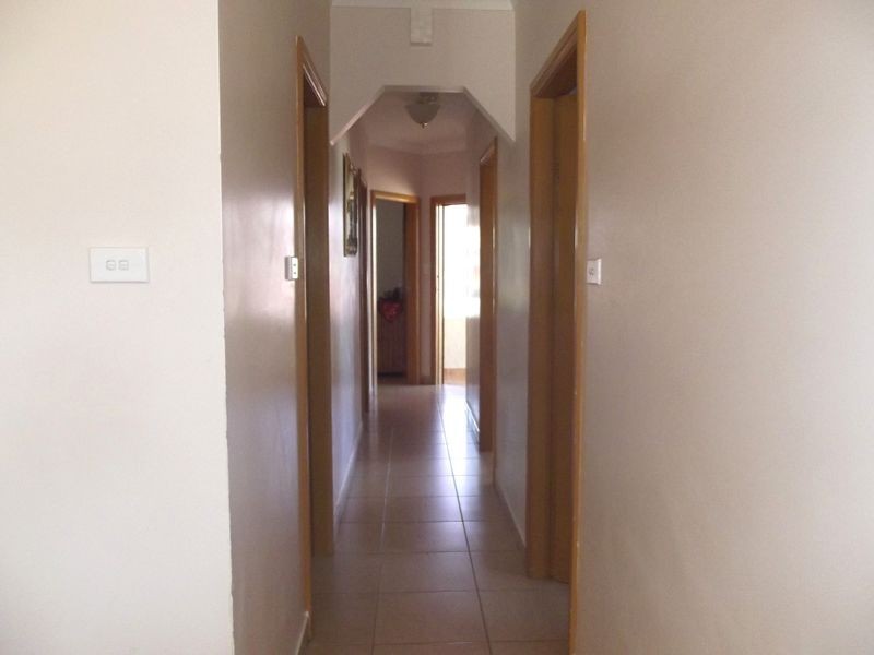 5 North Parade, Guildford NSW 2161